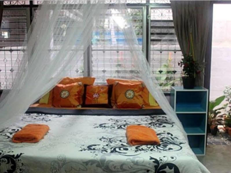 チエンマイ Kikie'S Houseホステル エクステリア 写真